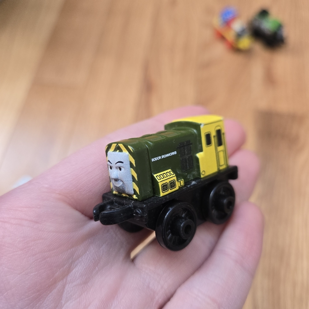 Mini Thomas The Train Assorted Lot - Picture 4 of 5